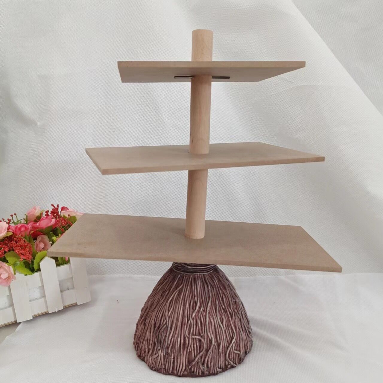 Maliben | 3-Tiered Witch Broom Shape Stand