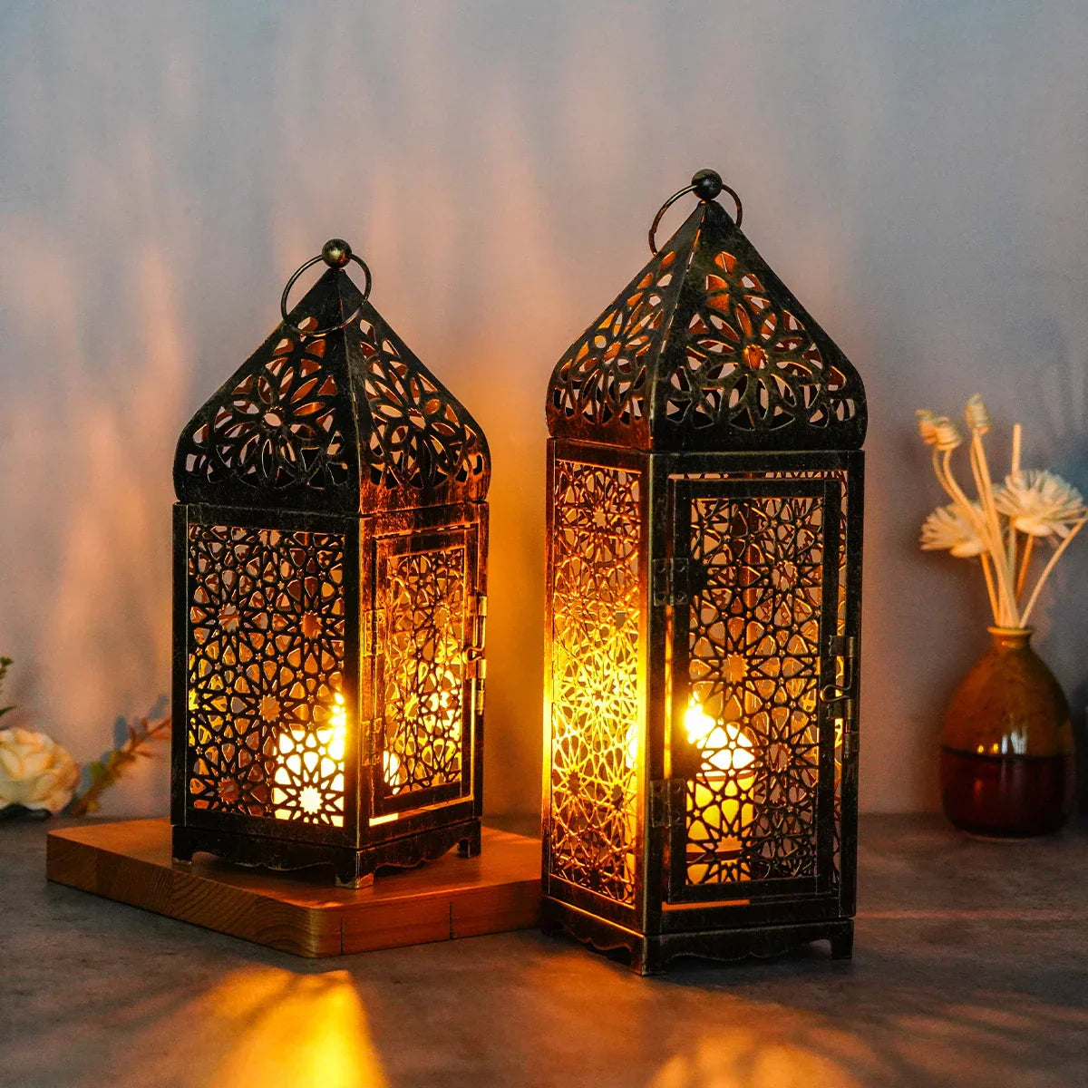 Maliben | Bronze Vintage Lantern - Victor