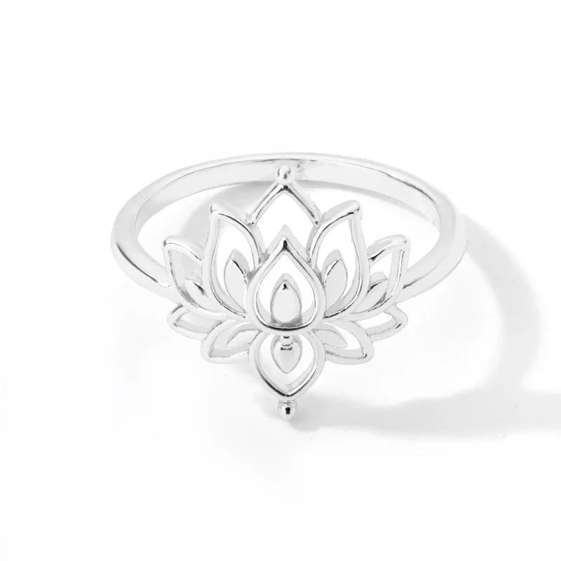 Maliben | Dainty Lotus Flower Outline Ring