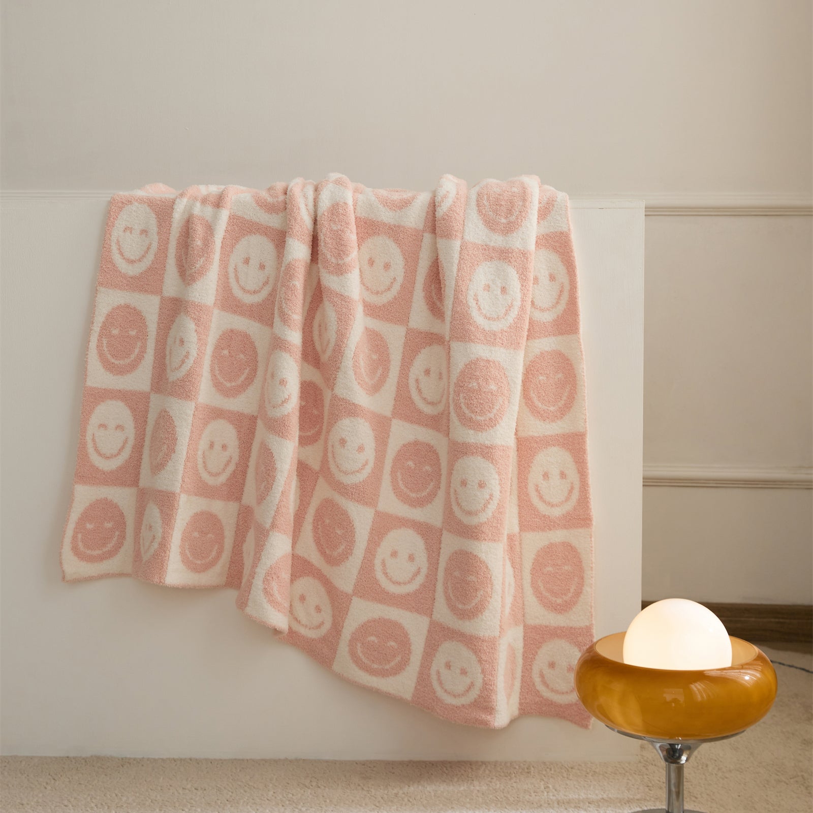 Maliben Smiley Checked Blanket