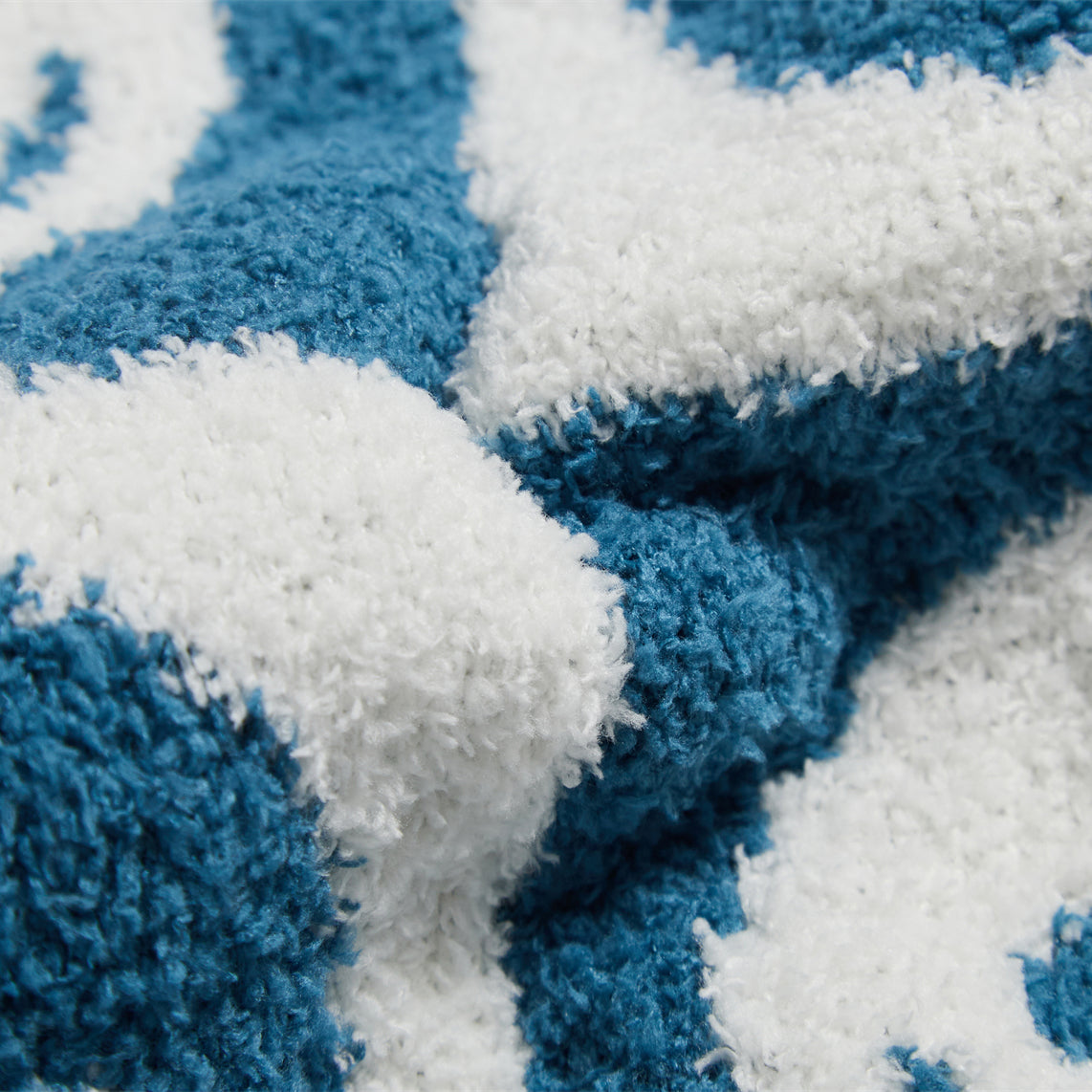 Maliben Smiley Checked Blanket