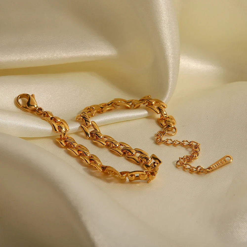 Maliben | 18k Thin Horology Inspired Bracelet