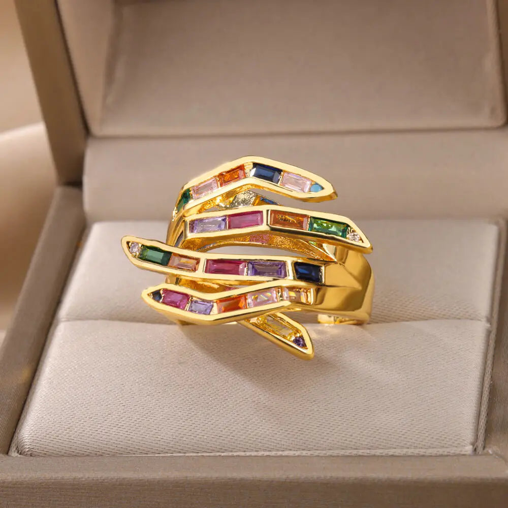 Maliben | Geometric Claw Scattered Diamond Ring