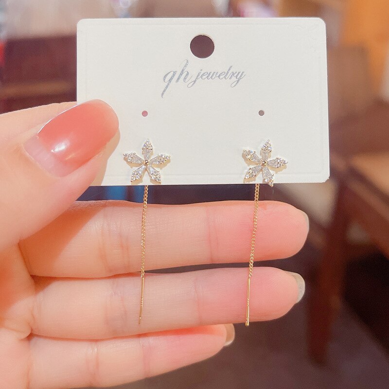 Maliben | Elegant Flower Long Chain Earrings