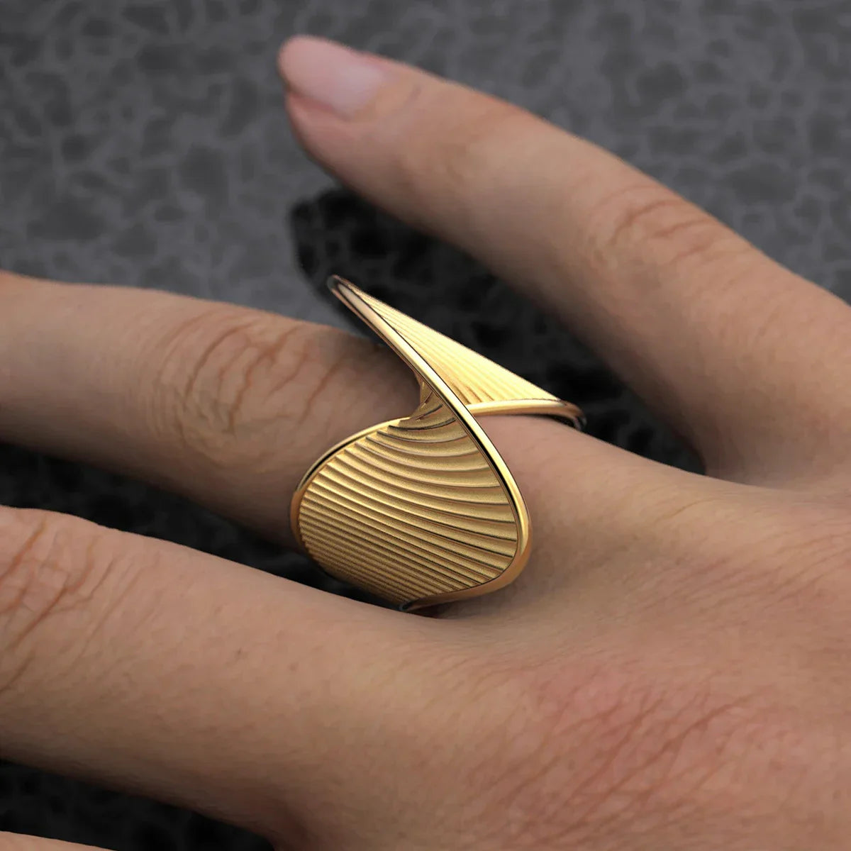 Maliben | Spiral Twist Textured Ring