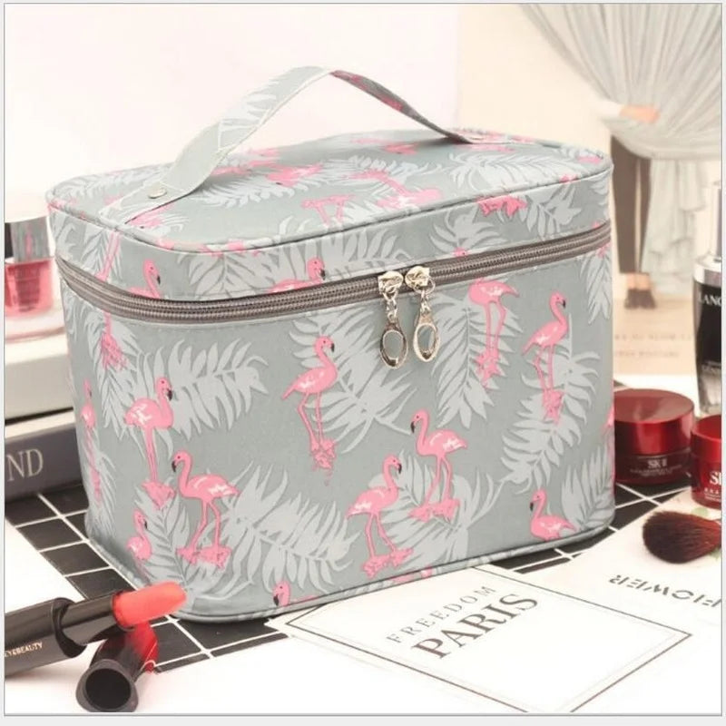 Maliben | Cosmetic Bag Wildaura | Large Capacity | Waterproof & Stylish | Animal Print
