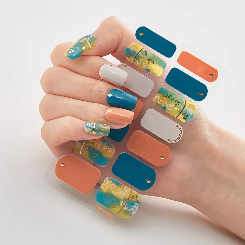 Maliben | Glitznail – Festive Christmas Nails Quick, Complete Without Salon