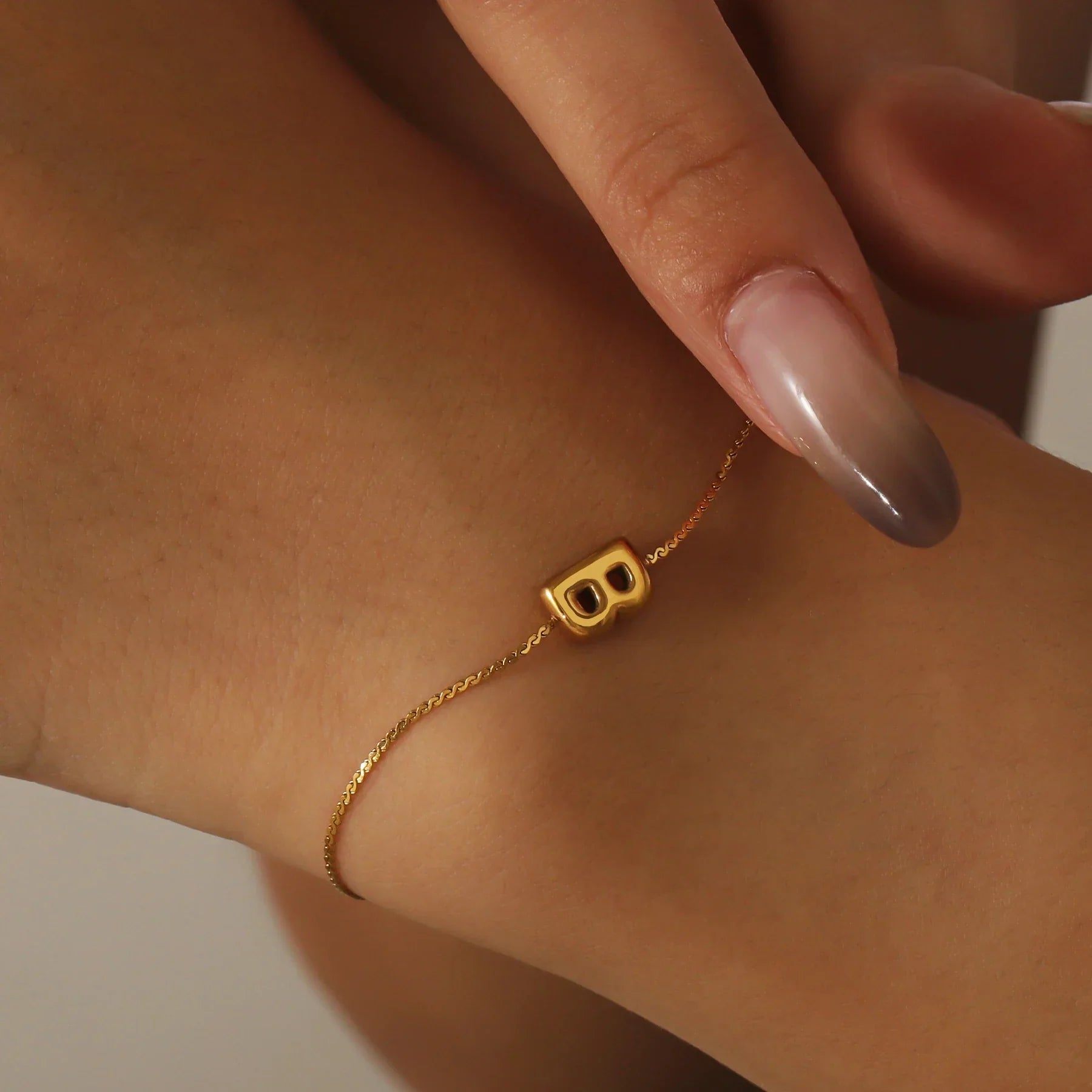 Maliben | Dainty Bubble Letter Initial Bracelet