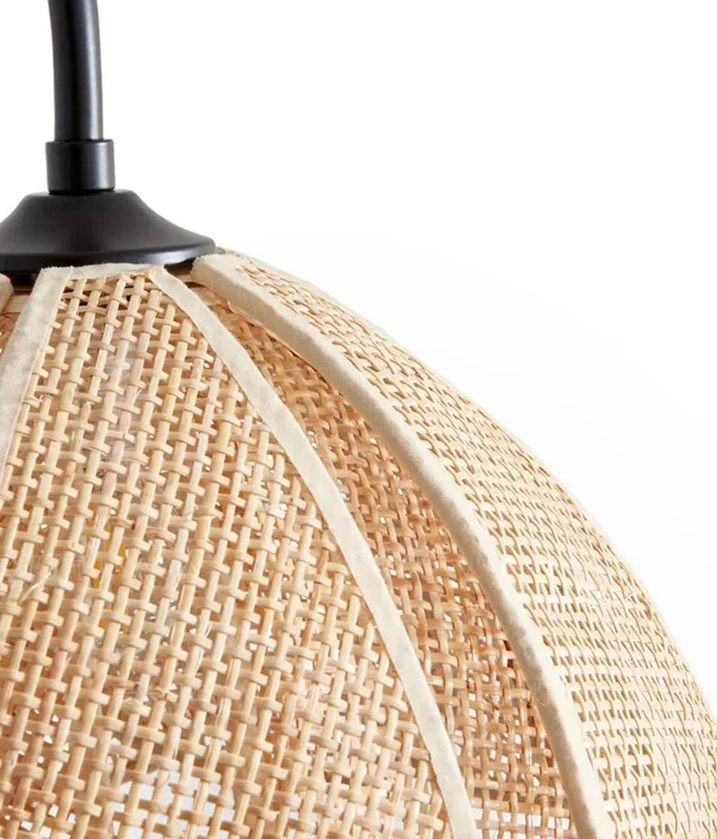 Maliben | Lumaflora - Elegant Rattan Wall Lamp - Warm Floral Ambiance