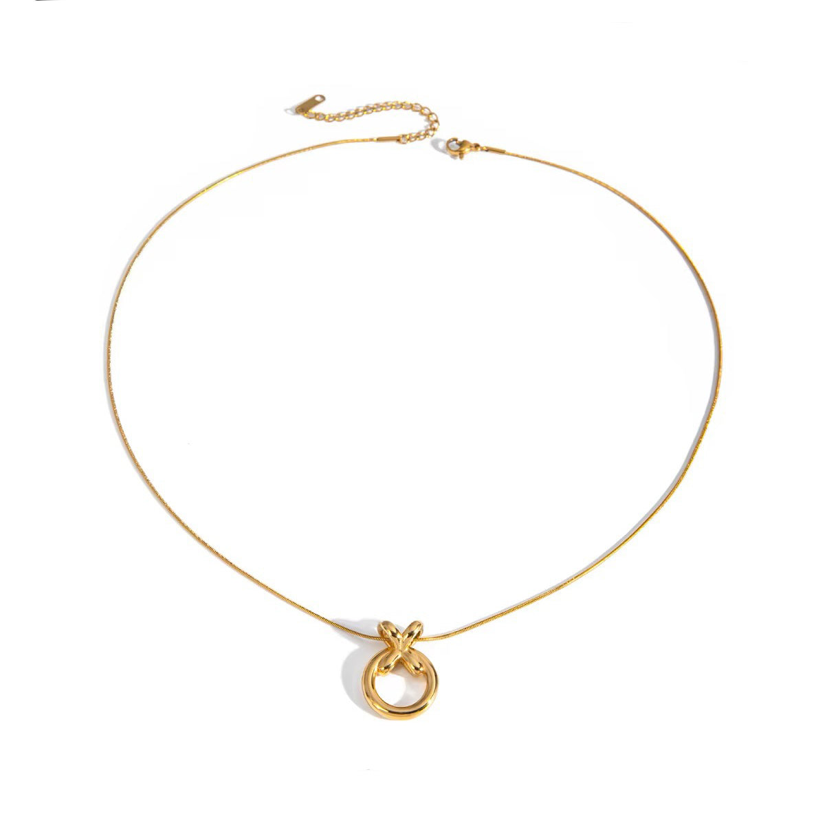Maliben | Elegant Xo Interlaced Necklace