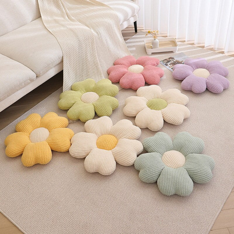 Maliben | Soft Clover Flower Decorative Pillow