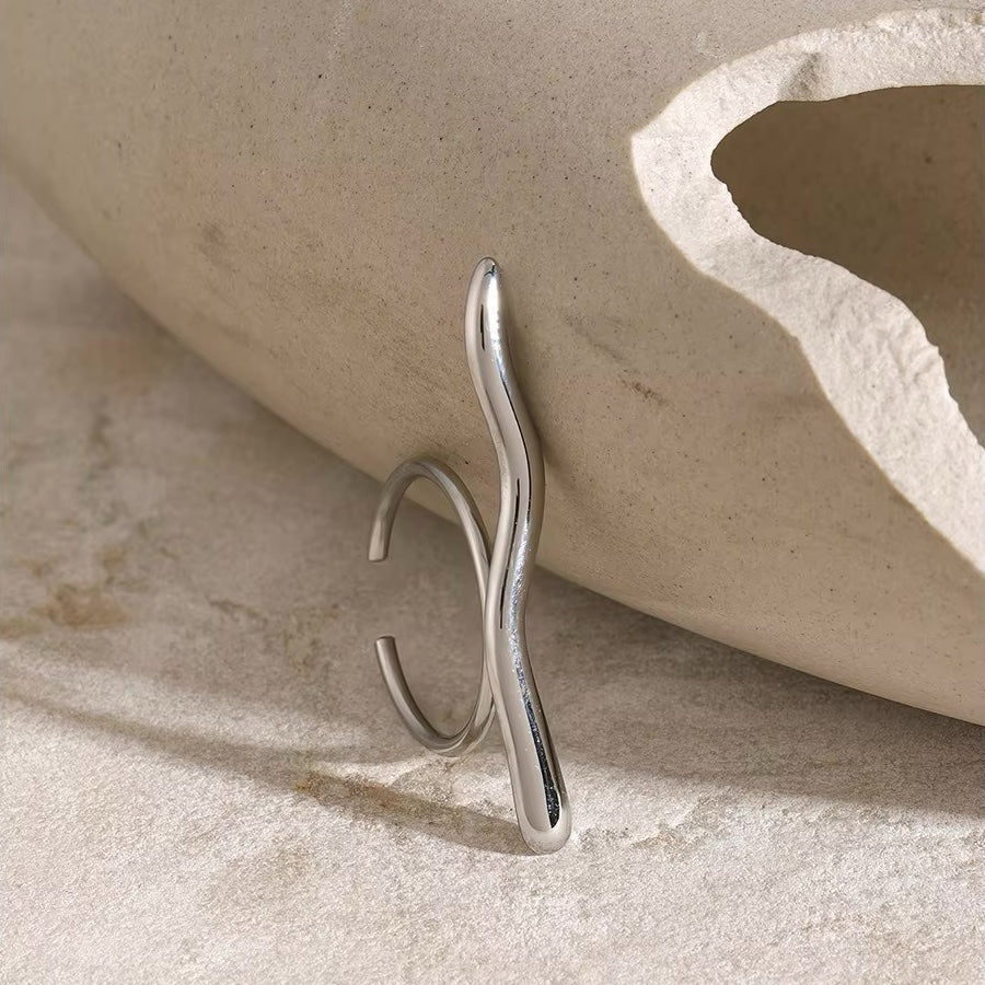 Maliben | Distinct Bar Ripple Ring
