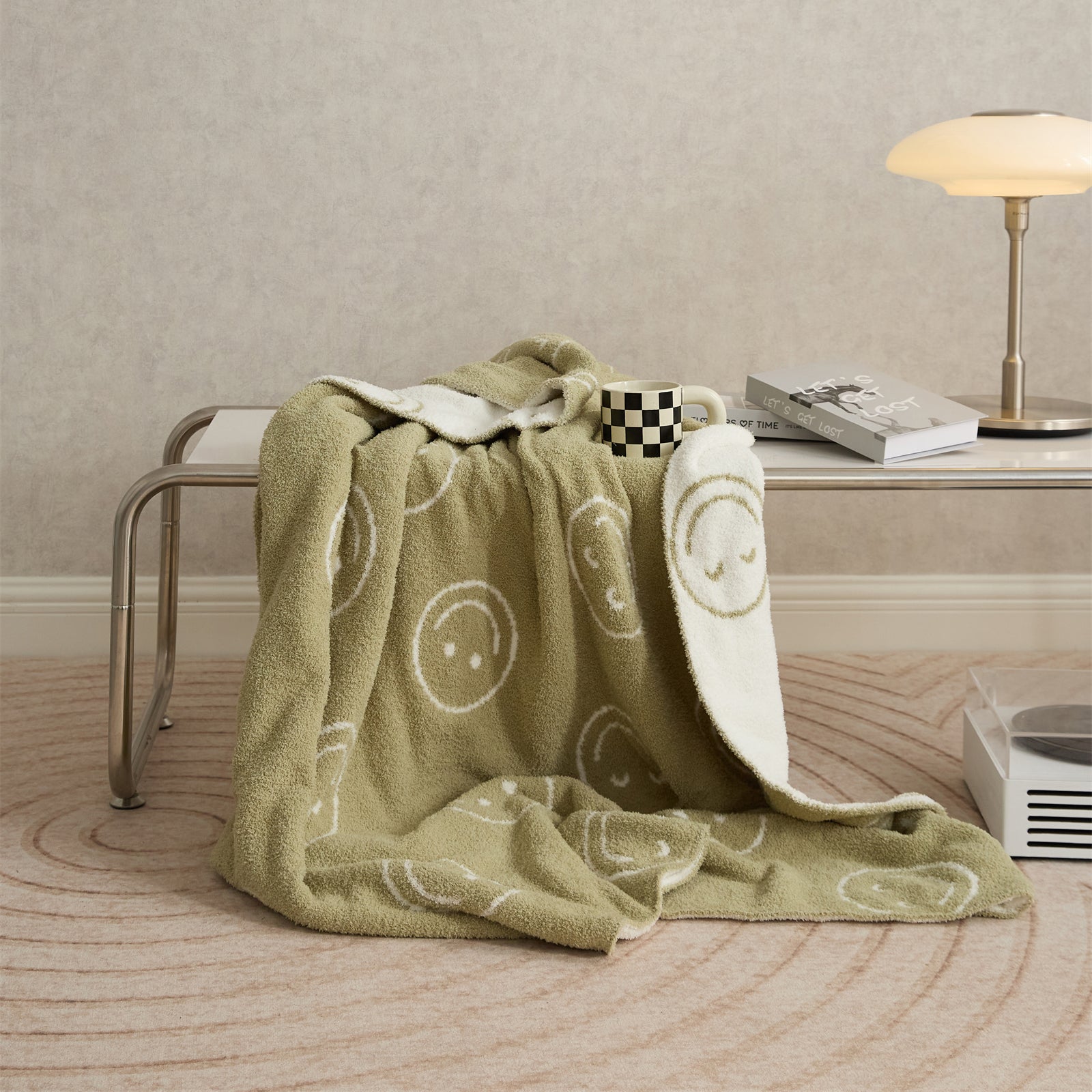 Maliben Smiley Blanket