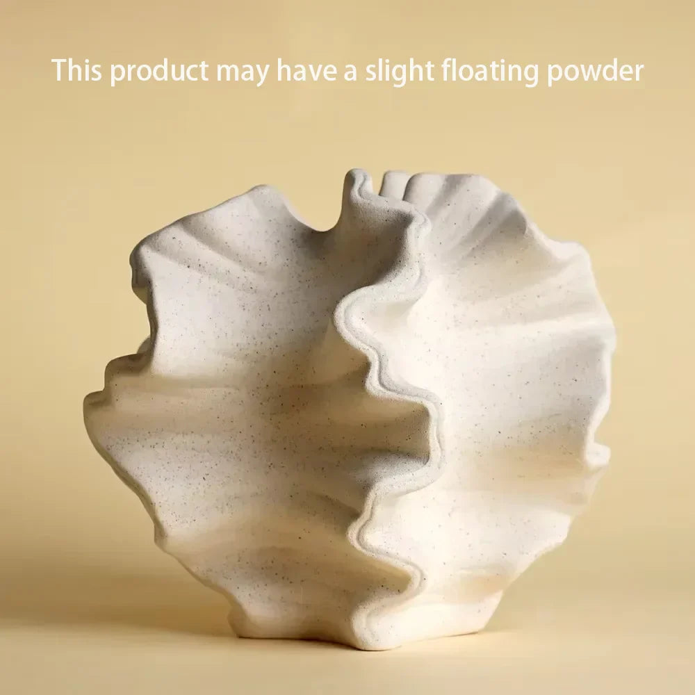 Maliben | Nordora | Ceramic Vase Coral | MInimalist Design | Nordic Home Decor in Beige