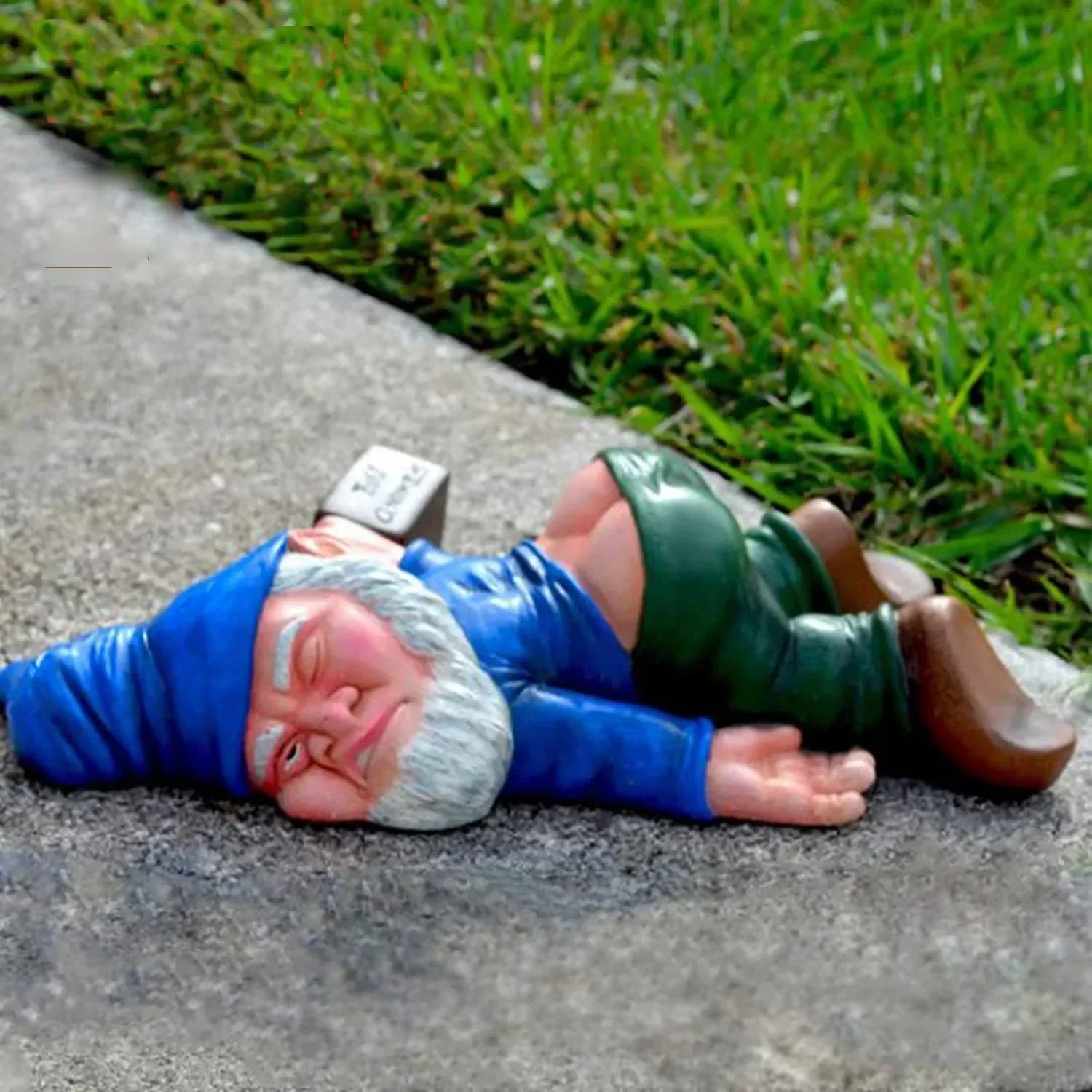 Maliben | Hilarious Drunken Garden Gnome Made Of Weatherproof Resin For Indoor And Outdoor