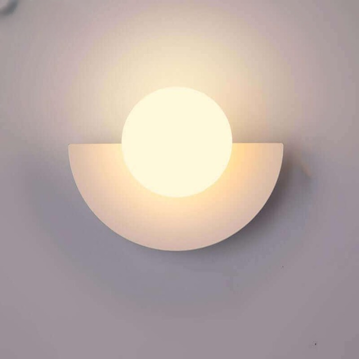 Maliben | Noorderlicht Charm - Halfmoon Wall Lamp Of Metal