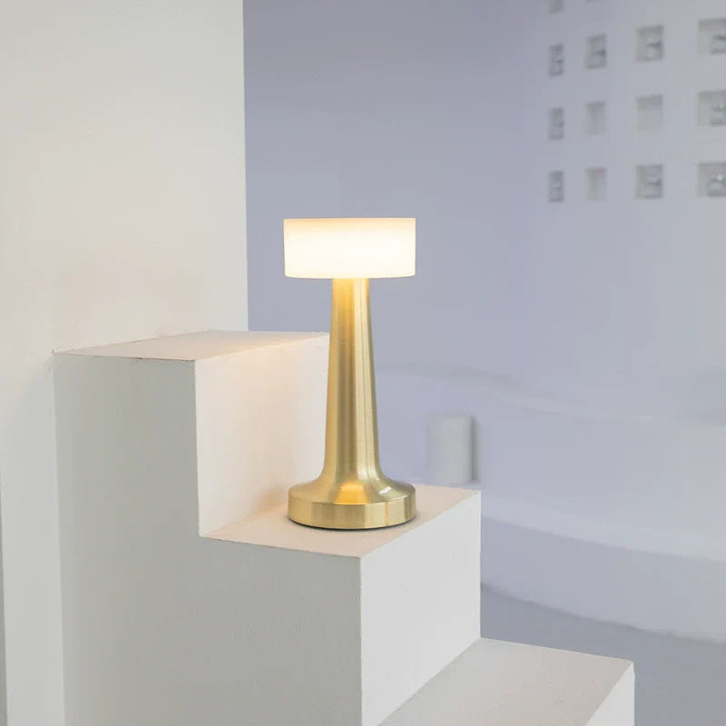 Wireless Charging Outdoor Decor Table Lamp