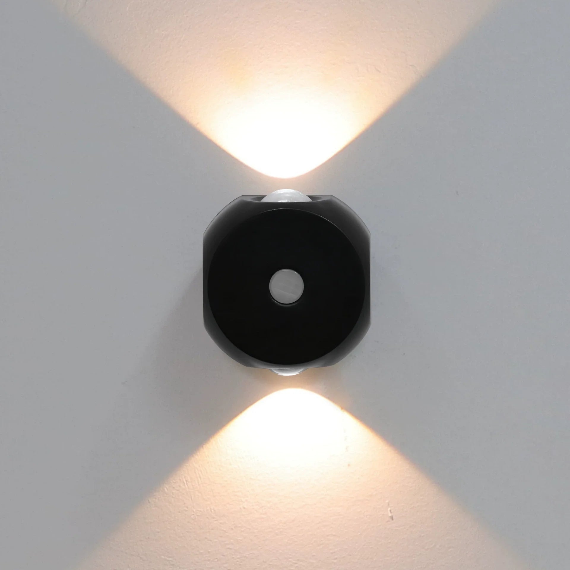Rechargeable Night Light Smart Motion-Sensing Wall Lamp Bedroom Entrance Stairway Corridor Led Wall Light