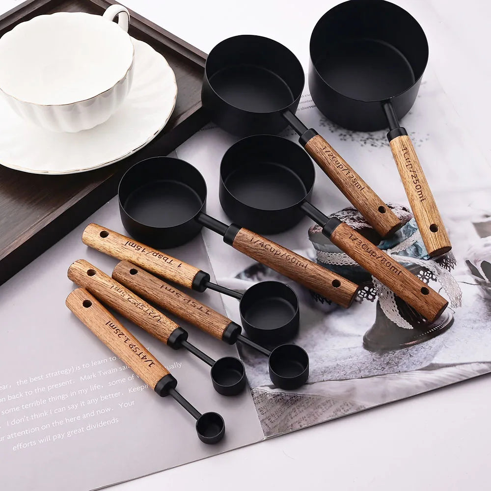 Maliben Lyra Measuring Cups & Spoon Set