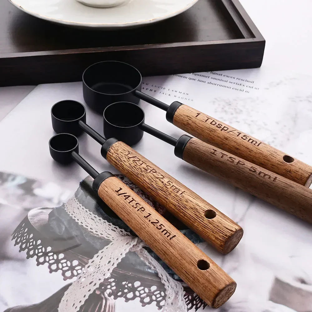 Maliben Lyra Measuring Cups & Spoon Set