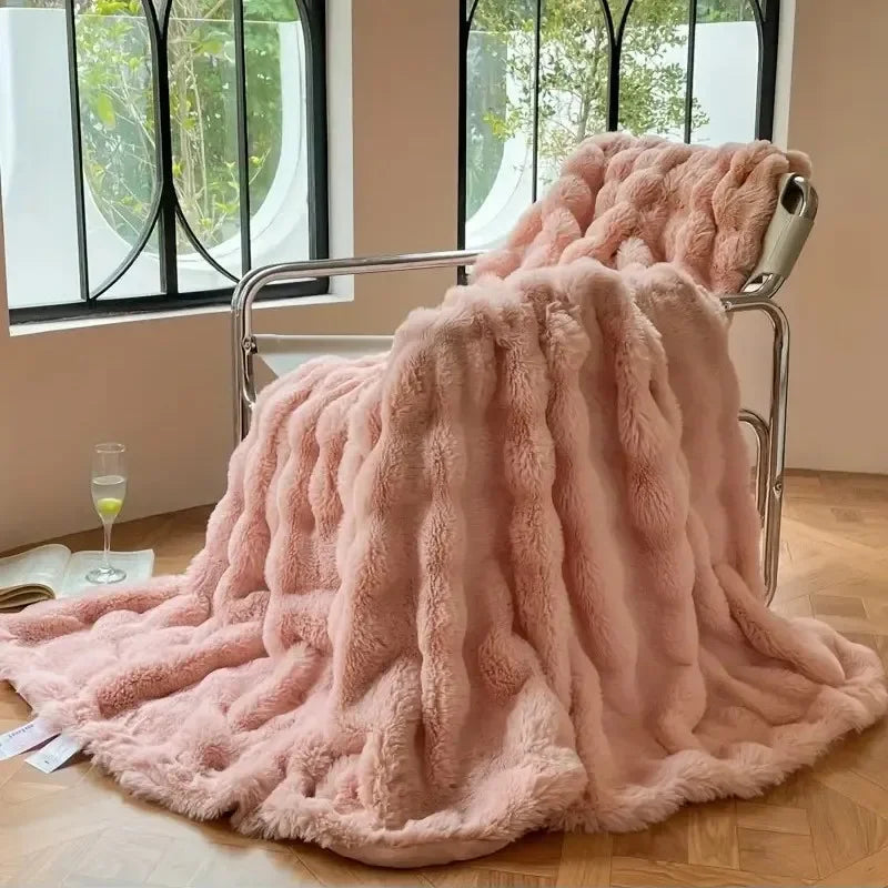 Maliben PlushCozy — Faux Fur Winter Blanket