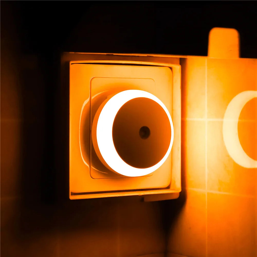 Maliben | Noxora Led Night Light | TwiLight Sensor & Automatic DimmIng | Plug-in light | Warm White