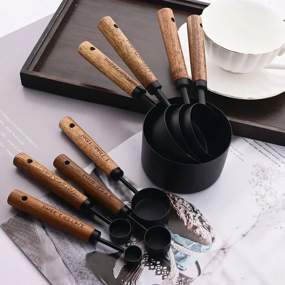 Maliben Lyra Measuring Cups & Spoon Set