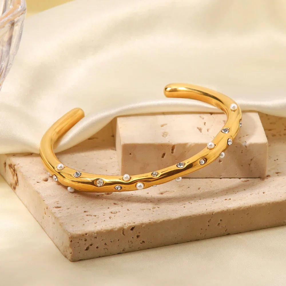 Maliben | Diamond & Pearl Embedded Bangle Bracelet