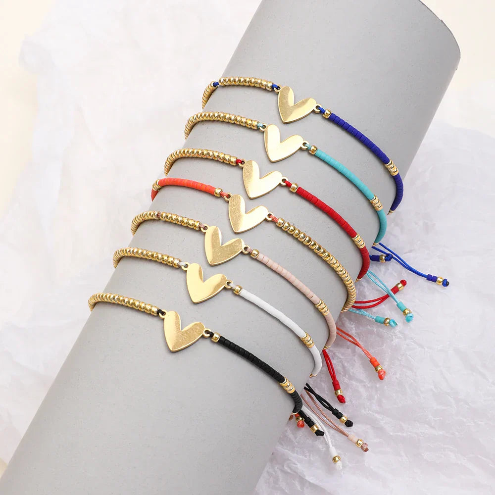 Maliben | Adjustable Dainty Beaded Flat Heart Bracelet