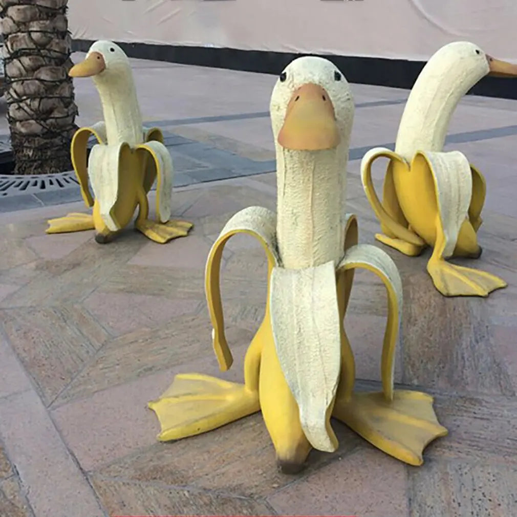 Maliben | Bananaduck Sculpture "Quaki" | Funny Garden Decor | Weatherproof Resin | 17 Cm