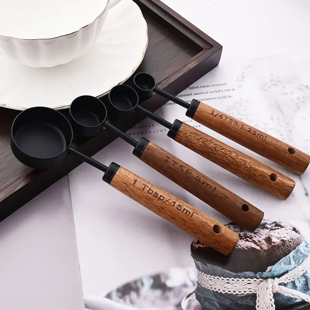 Maliben Lyra Measuring Cups & Spoon Set
