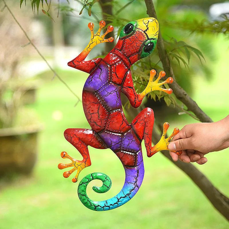Maliben | ArtInova Wall DecOr Animal Motif | Handcrafted From Wrought Iron | Colorful Accents in Green, Red or Blue