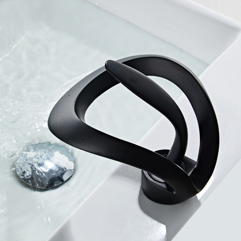 Maliben | Modern curved bathroom faucet