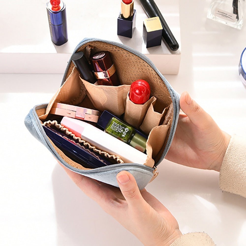 Maliben | Velvetchic - Elegance And Practicality - Chic Makeup Bag