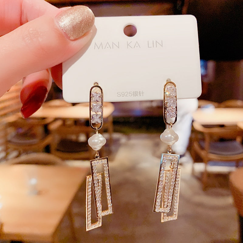 Maliben | Elegant Flower Long Chain Earrings