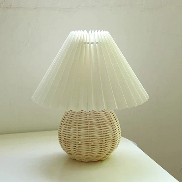 Maliben | Timeless Lumiere Vintage Table Lamp - Classic Design For Any Space