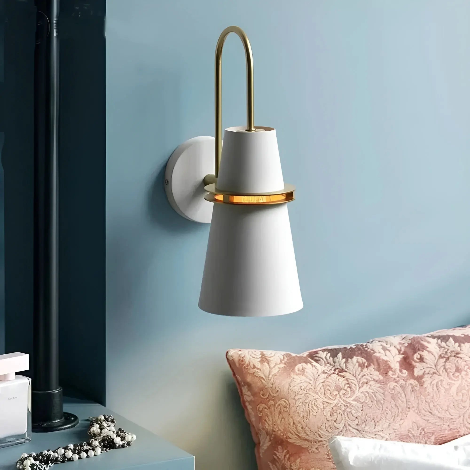 Maliben | Retro Elegance Wall Lamp - Eliteaura Luxe Lighting