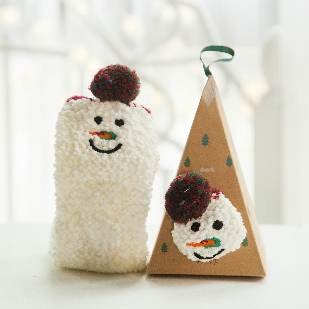 Maliben | Christmas Socks In Gift Box Design | Plush House & Cuddle Socks | Universal Size