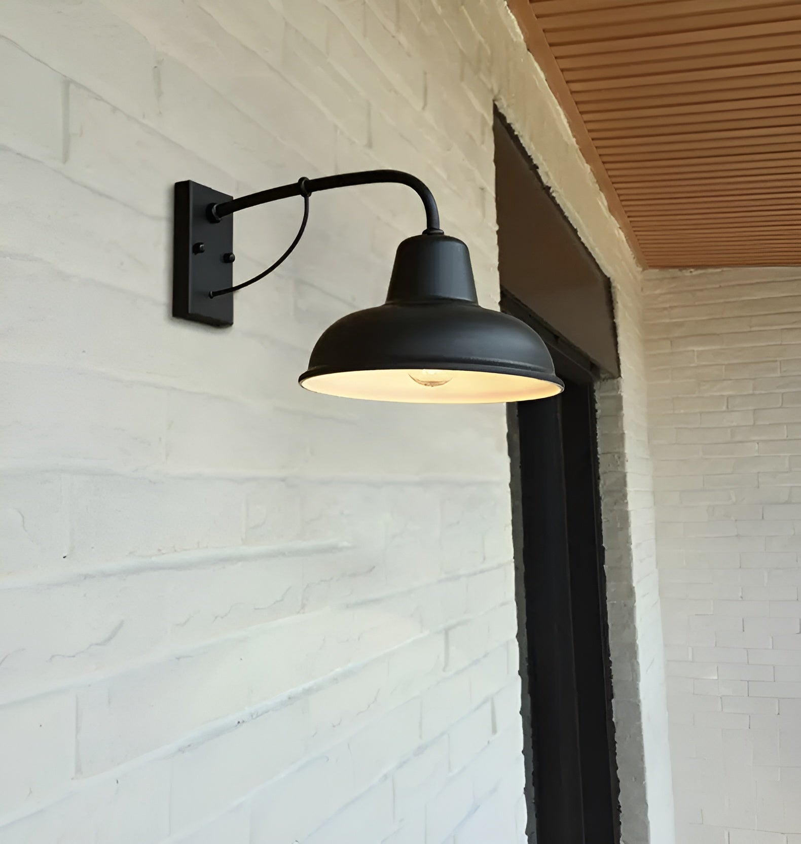Maliben | Rustic Iron Wall Lamp - Vintage Outdoor Lighting