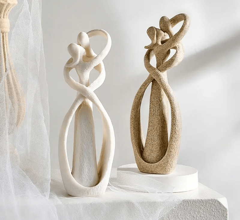 Maliben | Armonia Embrace Sculpture – Artistic Symbol Of Love, Connection, And Timeless Elegance