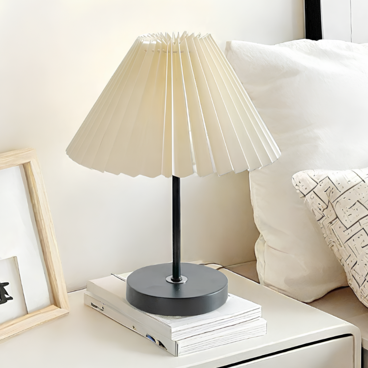 Maliben | Pleatique Table Lamp