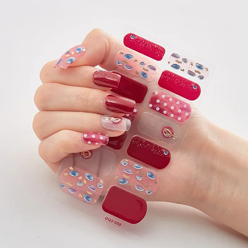 Maliben | Glitznail – Festive Christmas Nails Quick, Complete Without Salon