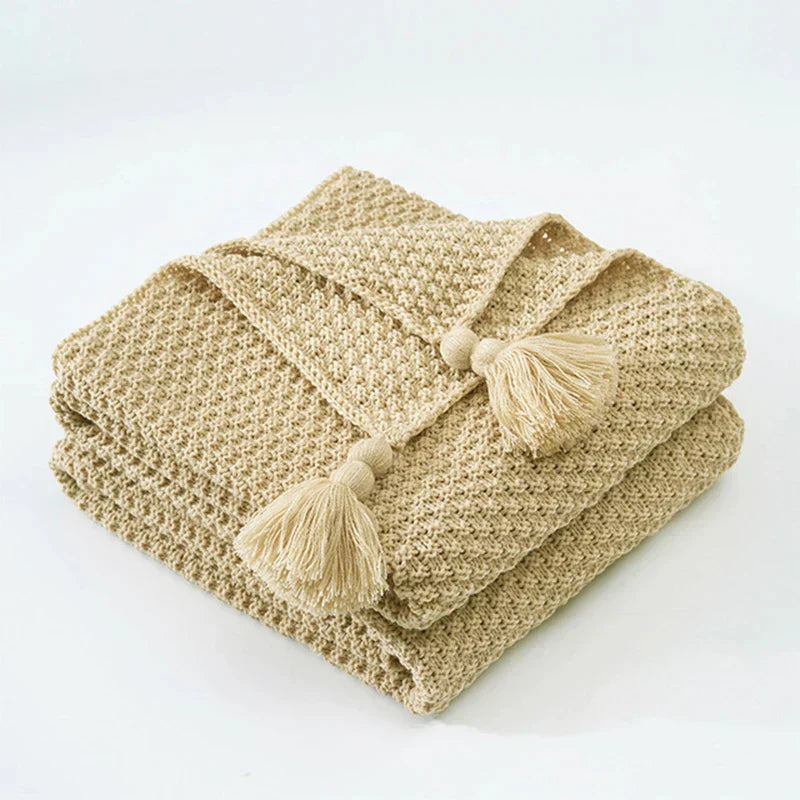Maliben | Wool Blanket Arctichaven | Scandinavian Design With Tassels & Balls | Warm & Stylish