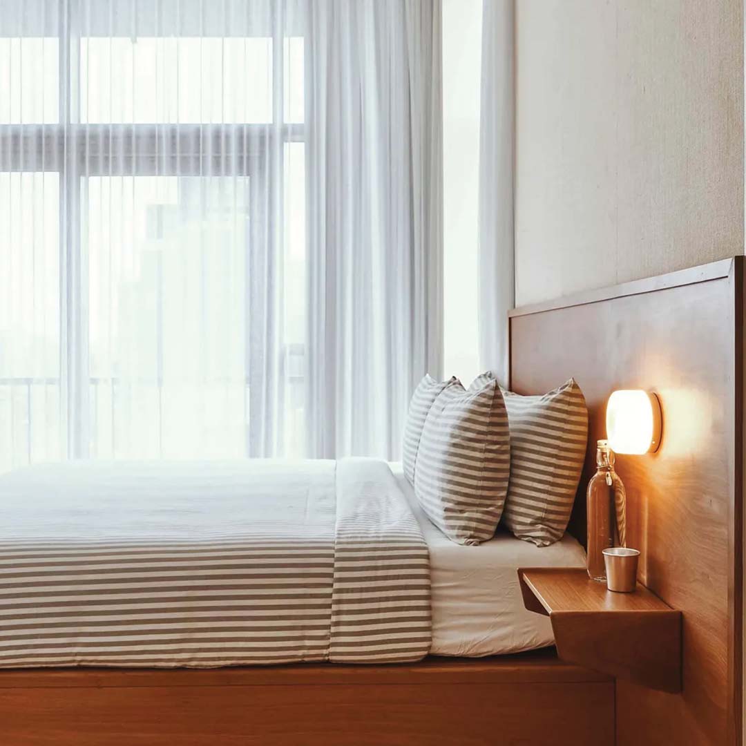Maliben | Compact Wall Lamp - Dimpleglow
