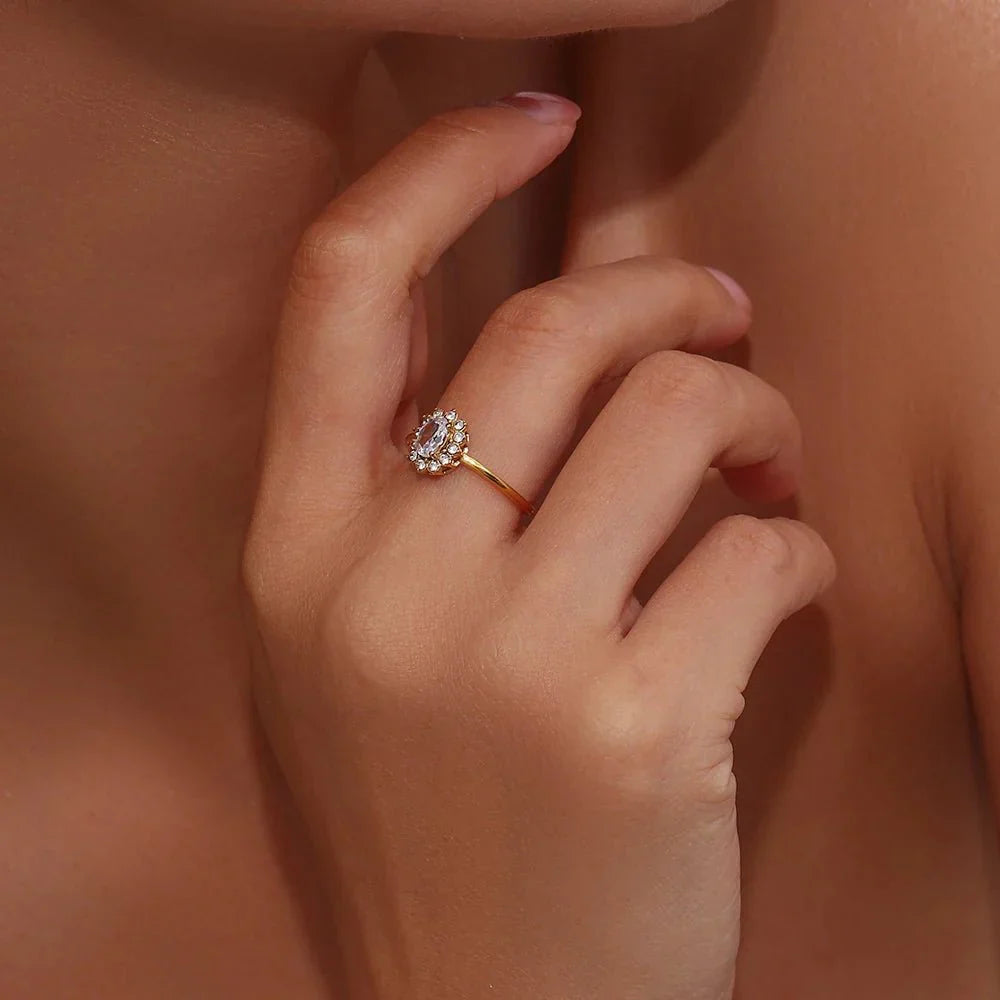 Maliben | Dainty Adjustable Oval Diamond Rings