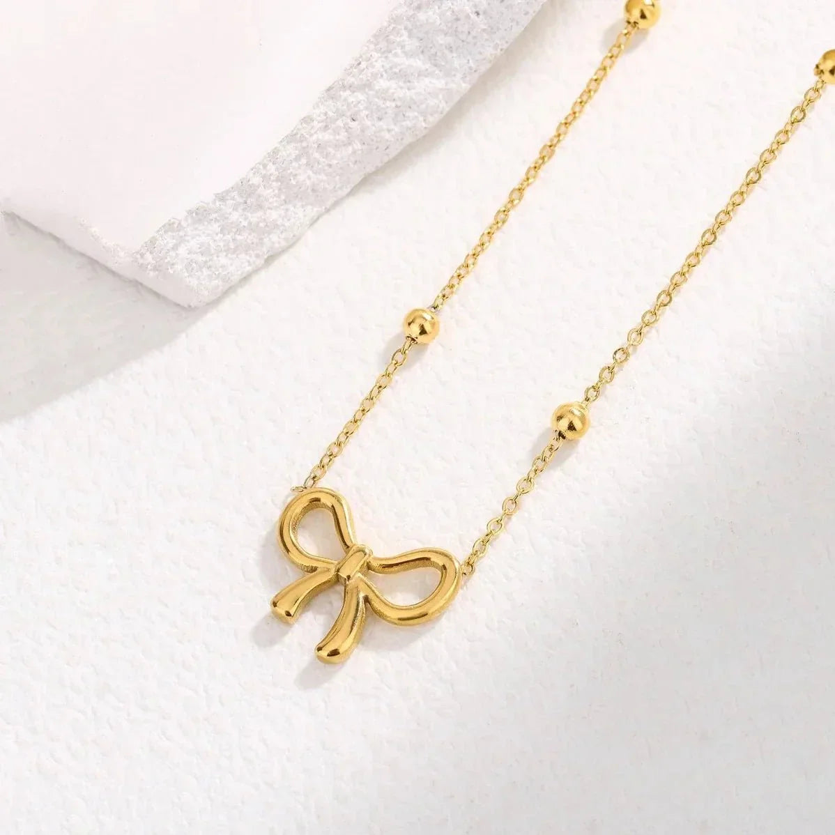 Maliben | Dainty Feminine Bow Necklace