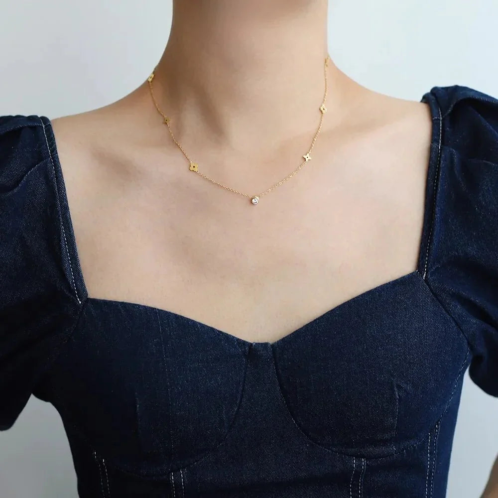 Maliben | Dainty Floral Diamond Centerpiece Necklace
