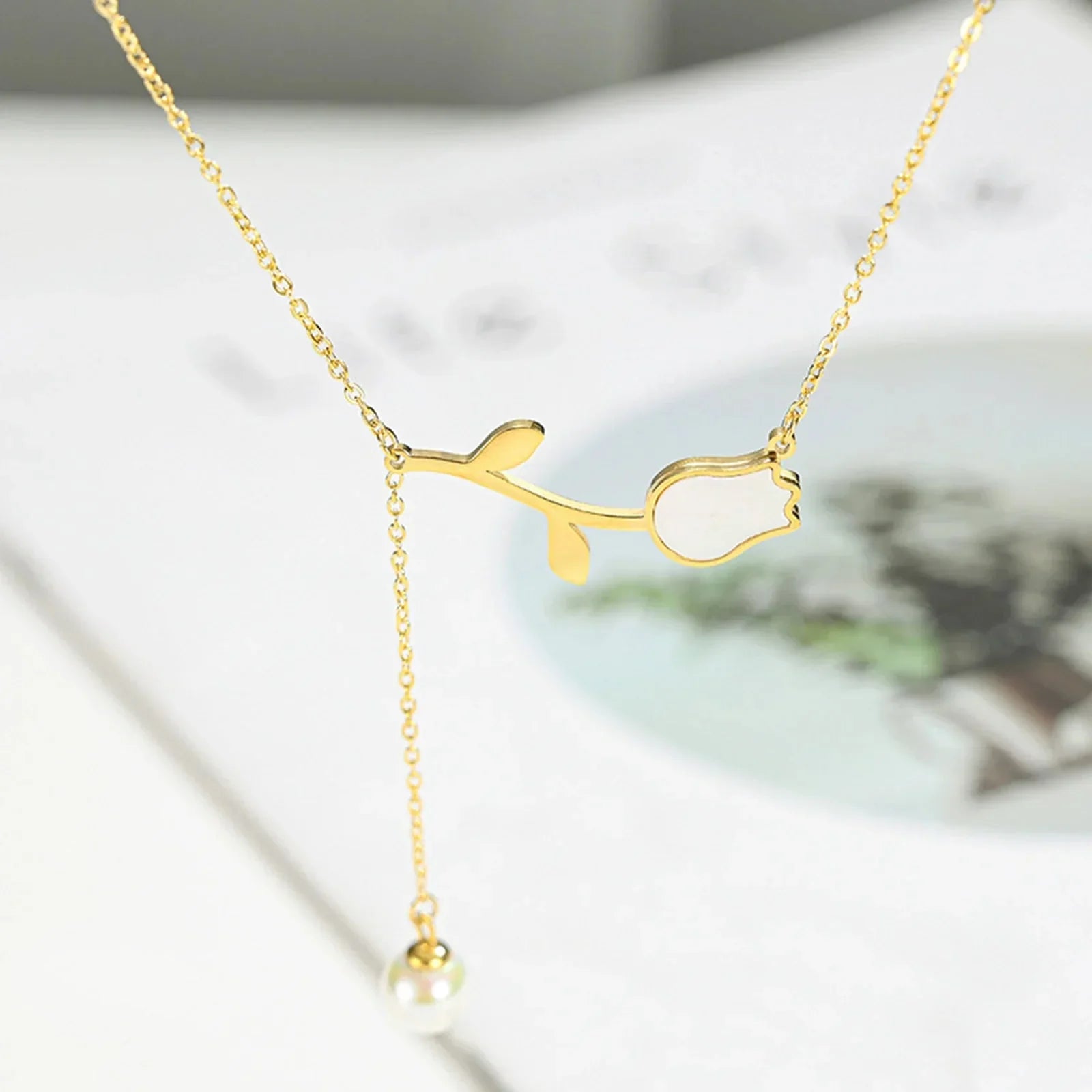 Maliben | Dainty Tulip Pearl Tassel Necklace
