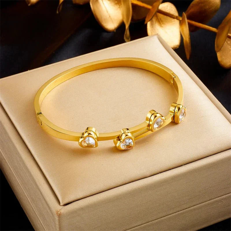 Maliben | Diamond Heart Cuff Bracelet