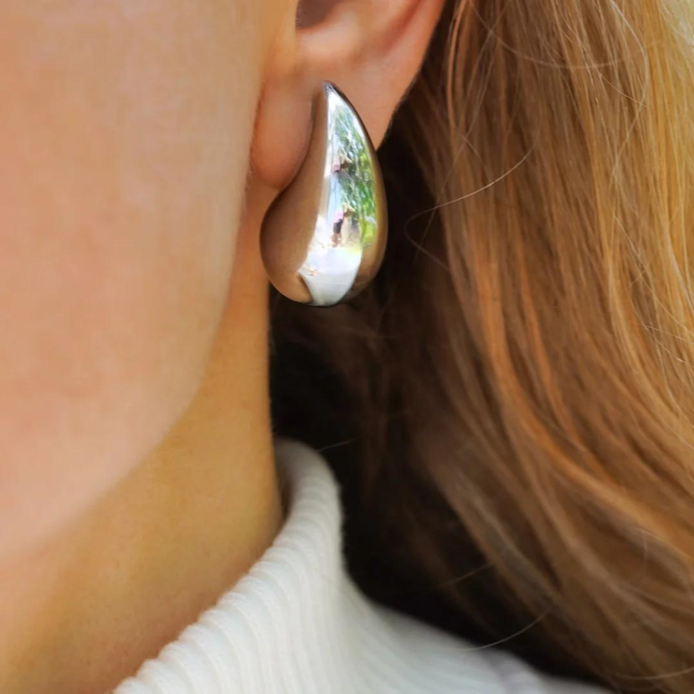 Maliben | Women's Elegant Gold Teardrop Earrings | Sleek Polished Design